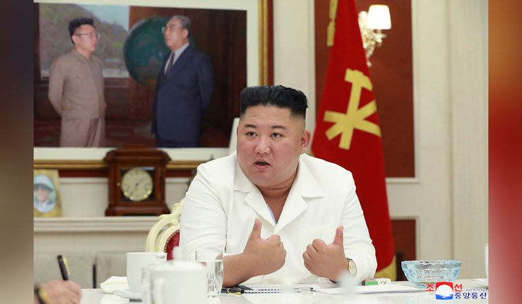 North Korea S Kim Vows To Hold Hands With Putin For Strategic