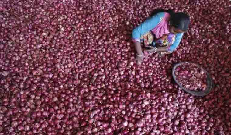 Govt creating 50,000 tonne of onion buffer to curb price rise - The Week