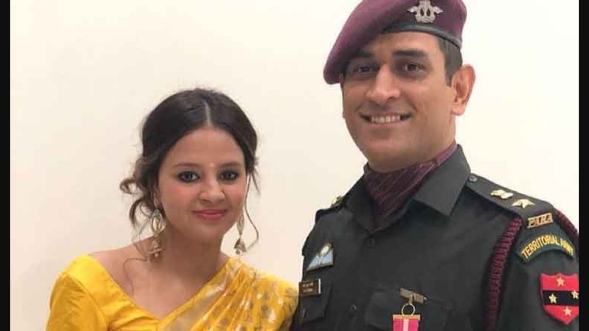Were MS Dhoni, wife Sakshi business partners with tainted Amrapali Group? photo image