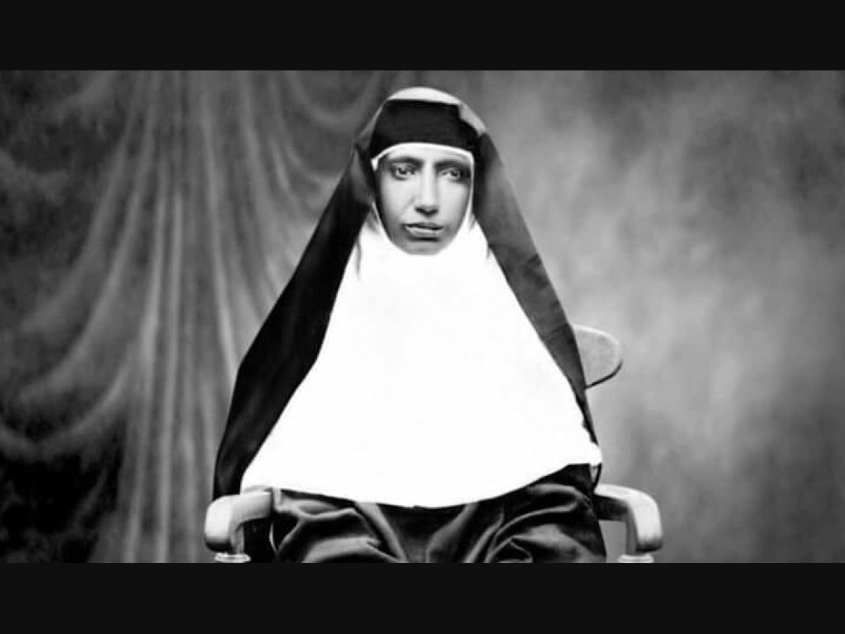 Pope Francis declares Kerala nun Mariam Thresia saint - The Week