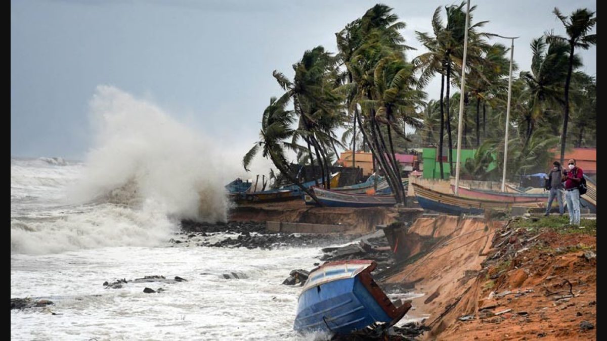 Cyclone Tauktae intensifies; to reach Guj coast by May 18, IMD says - The  Week