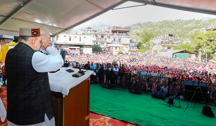 Amit Shah Takes Many Cm Faces Jibe At Congress In Himachal The Week