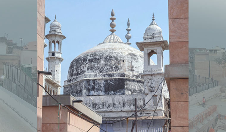 Varanasi Court Allows Hindus To Worship Inside Gyanvapi Mosque Basement ...