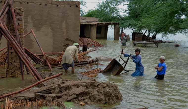 Flood-ravaged Pakistan to deploy army to assist in rescue and relief ...