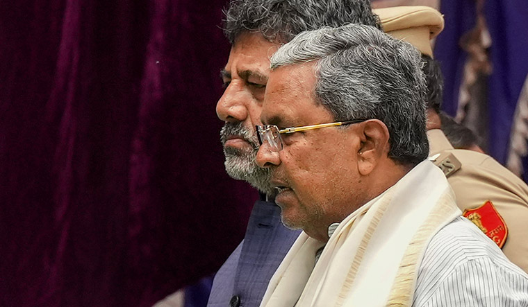 Karnataka Siddaramaiah Promises To Implement All Poll Guarantees This Financial Year The Week