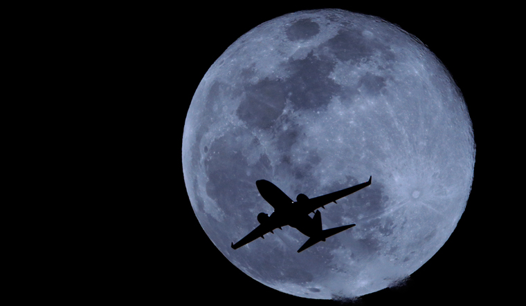 Celestial Wonder: 'Supermoon' Spectacle Delights Sky-watchers - The Week