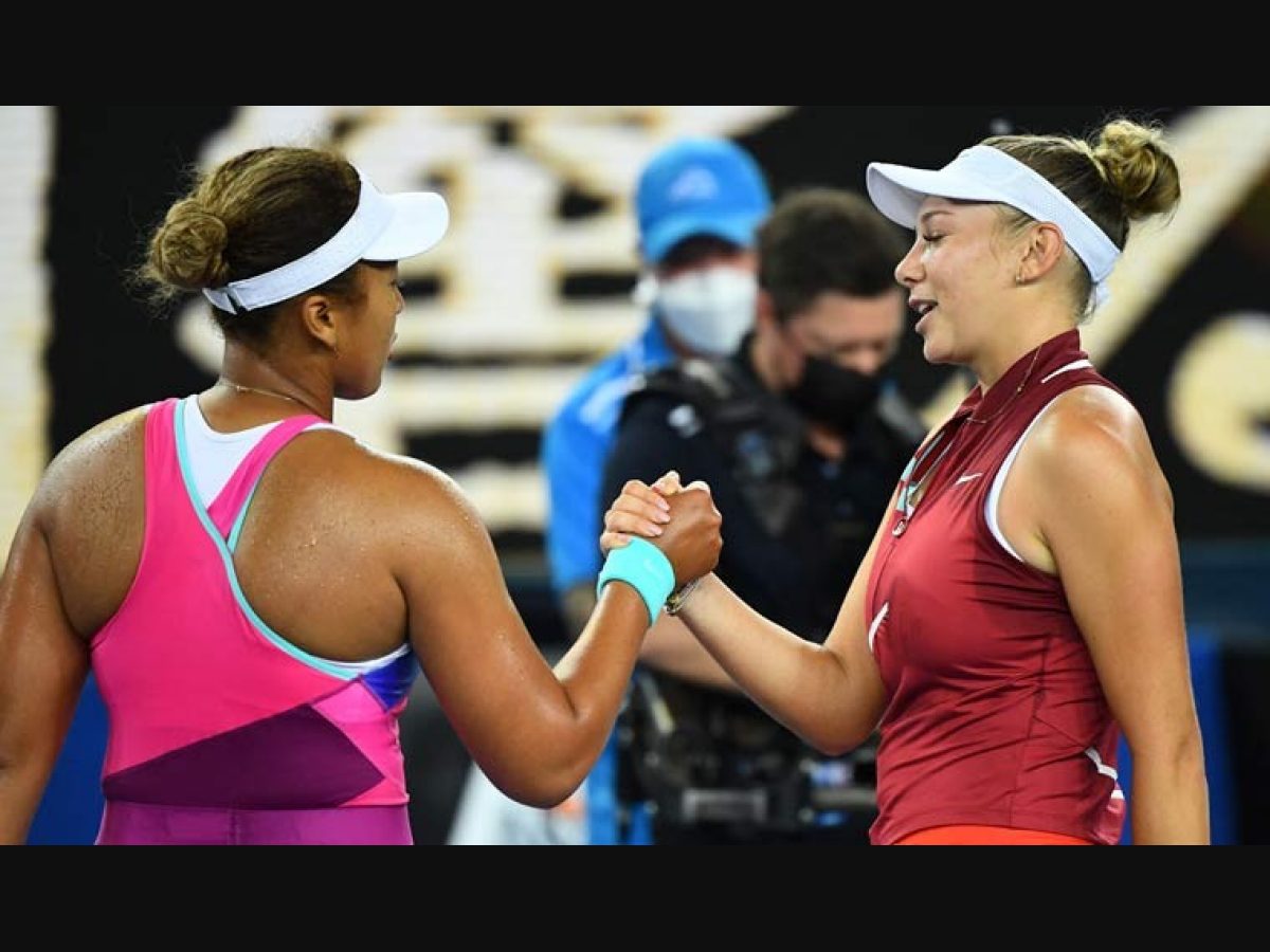 Berrettini and Anisimova Win Final-Set Tiebreaks to Stay Alive in Melb