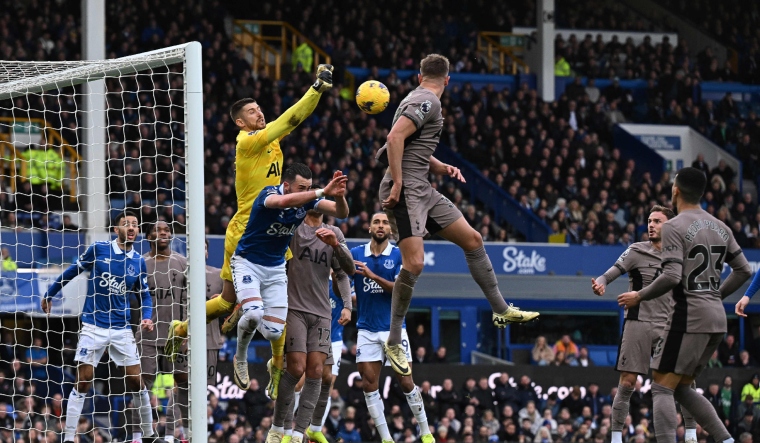 Tottenham held 2-2 by Everton in Premier League