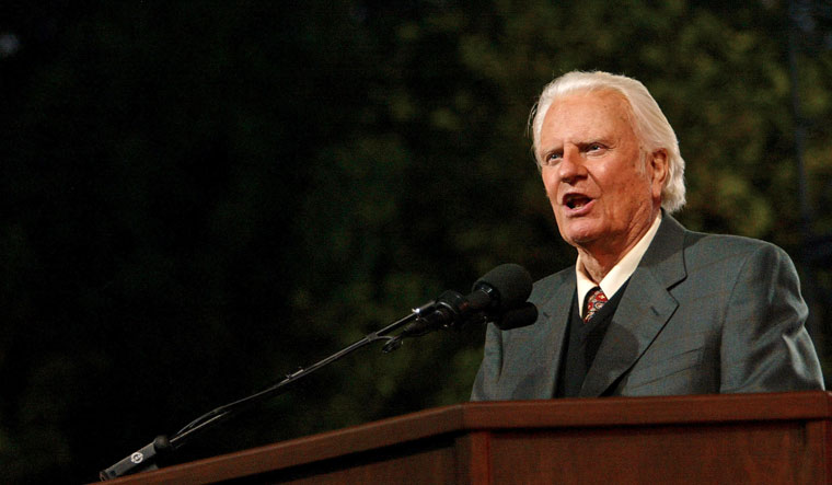 Famed US Evangelist Billy Graham Dies At 99 - The Week