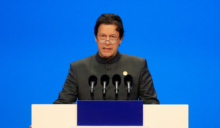 Pak Pm Imran Khans Office Faces Power Cut Due To Unpaid Bills The Week