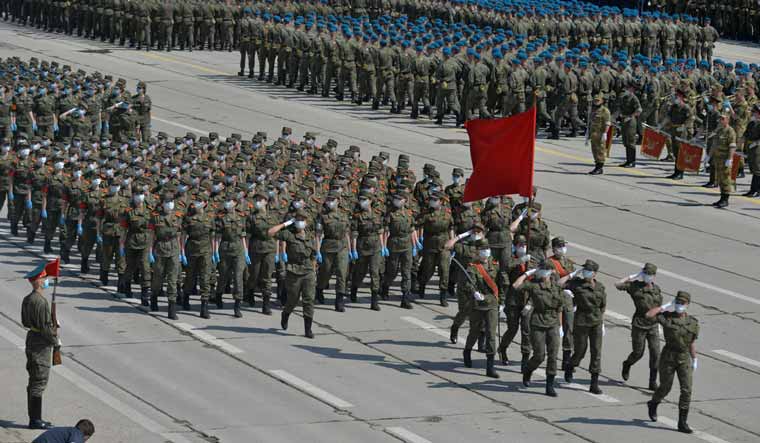 Indian, Chinese soldiers to march in Moscow V-Day parade - The Week